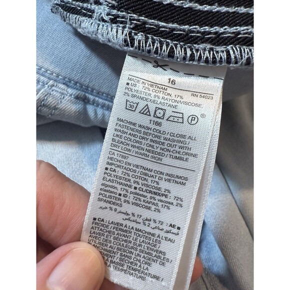 Old Navy Jeans Light Wash 16 Distressed Rockstar Elastic Pull On - Picture 7 of 9